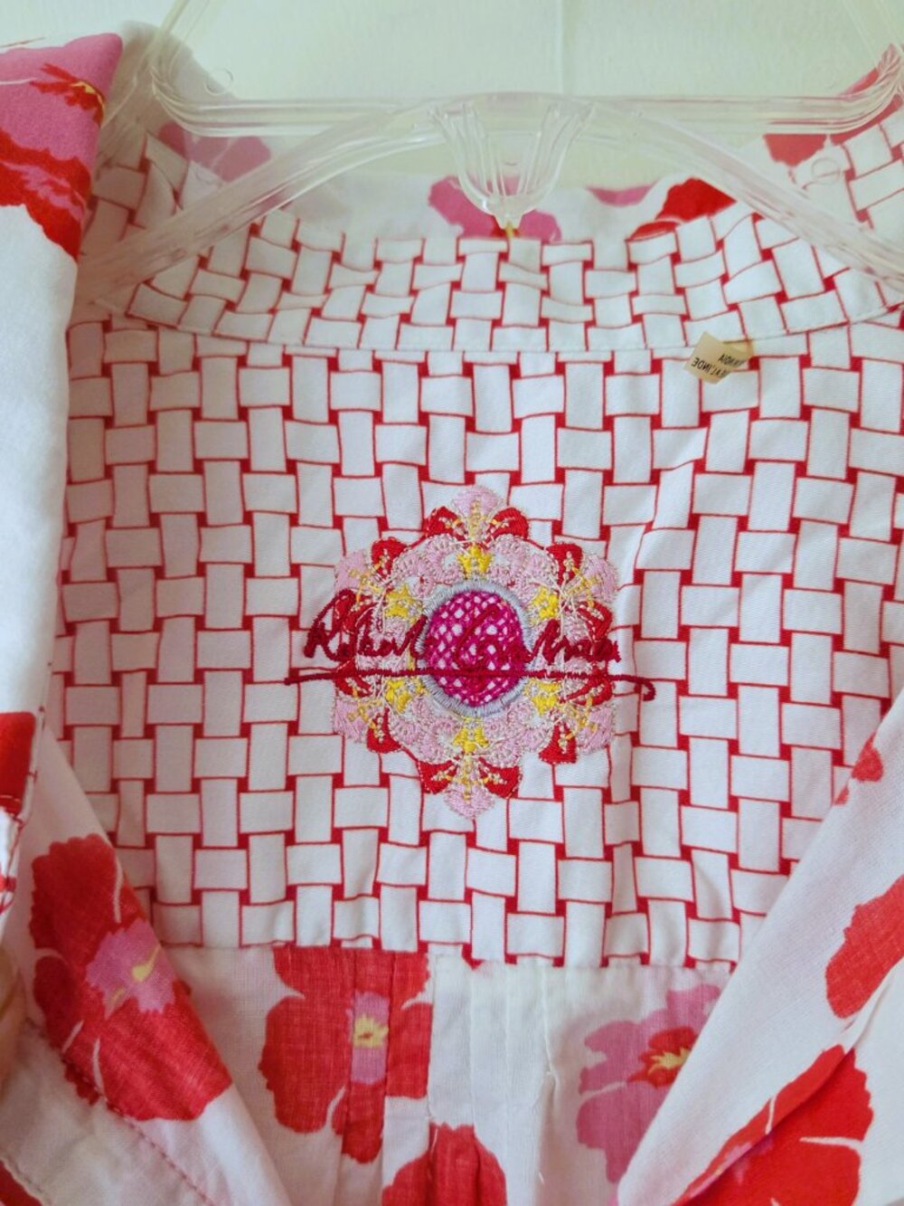 Robert Graham sz M Floral Button Down Shirt Blouse White Pink Embroidery Puff - Picture 2 of 14